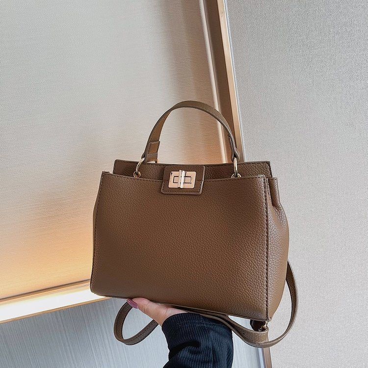 New Fashion Minority Design Retro Handbag Shoulder Western Style Messenger Bag